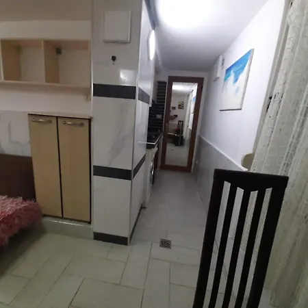 Apartmán Lovely Amd Quite Appartament 1-1 Tirana