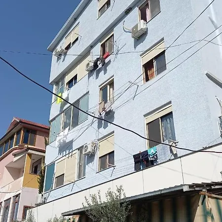 Lovely Amd Quite Appartament 1-1 Apartament Tirana