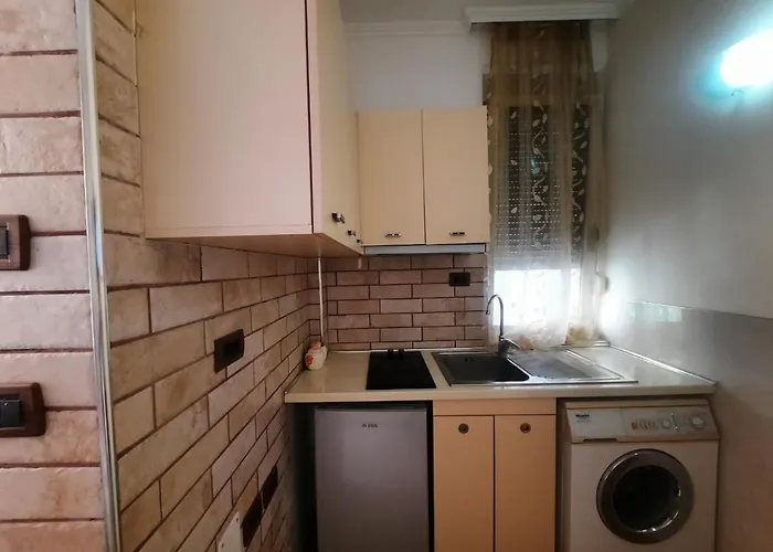 Lovely Amd Quite Appartament 1-1 Apartament