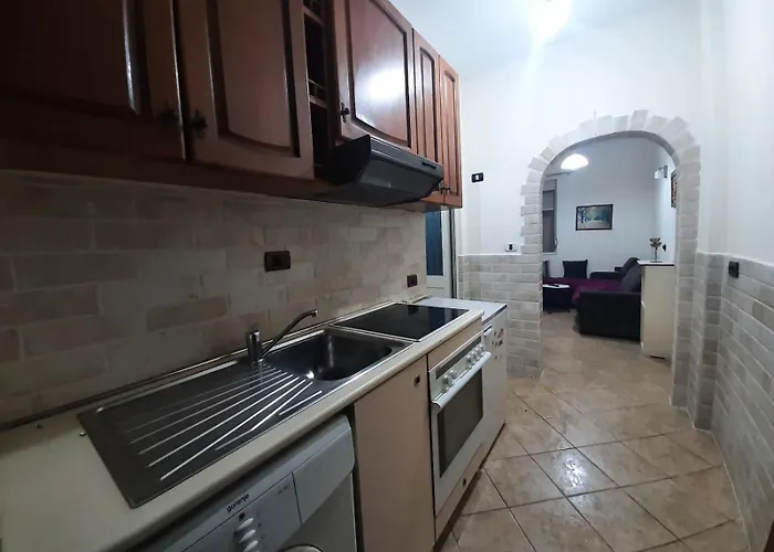 Lovely Amd Quite Appartament 1-1